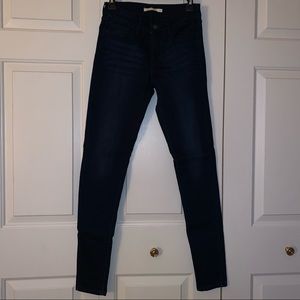 Levi’s super skinny jeans size 27